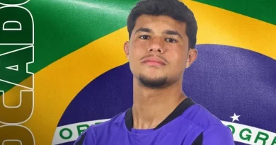 Bruninho detona goleiro Bruno e expõe mentira do pai ao vivo