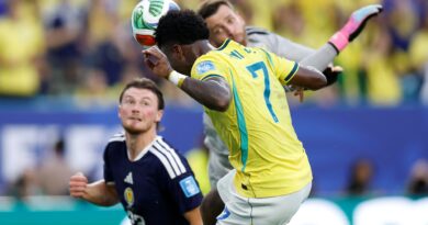 Em noite de Vini Jr Brasil vence Escócia e avança na liderança
