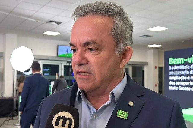 ‘É vergonhoso’, diz Vander Loubet sobre possível intervenção dos EUA no Brasil