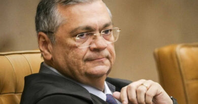 Dino manda PF investigar ataques a imagens religiosas em várias regiões do país