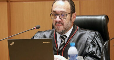 Desembargador suspeito de corrupção continuará afastado do TJMS