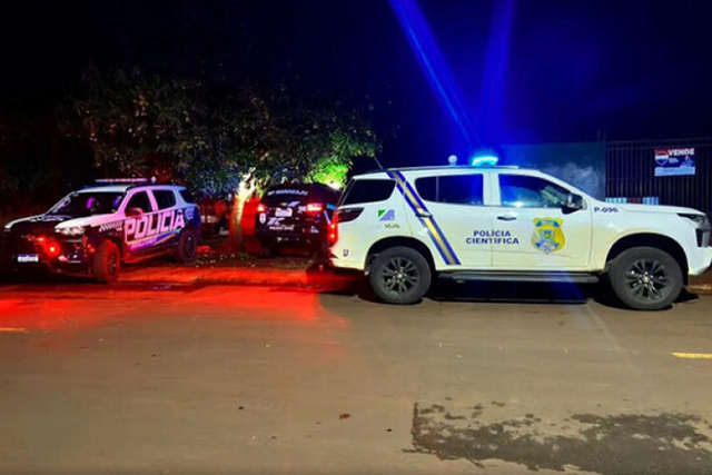 Mulher é morta a tiros e homem fica ferido em ataque em Maracaju