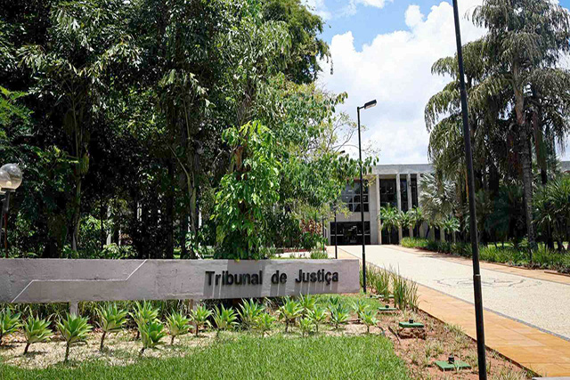Juíza pede medida protetiva contra defensor público por violência psicológica em MS