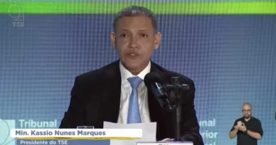 ‘Temos absoluta segurança do processo eleitoral’, diz presidente do TSE