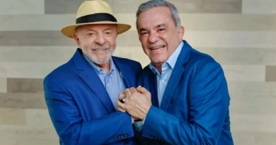 ‘Democracia venceu’, diz Vander Loubet sobre reeleição de Lula